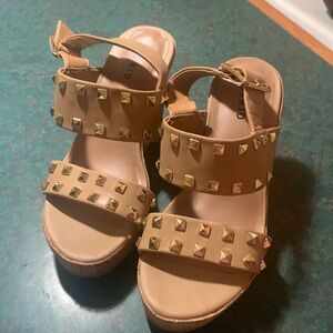 Women’s Torrid Wedge Sandals with Gold Studded Detail. Size 8 Wide Width.